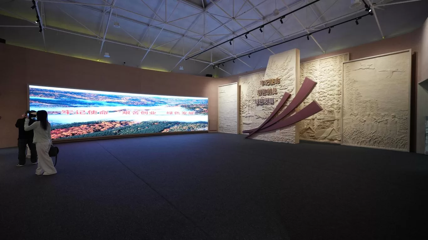 塞罕坝展览馆风景 1